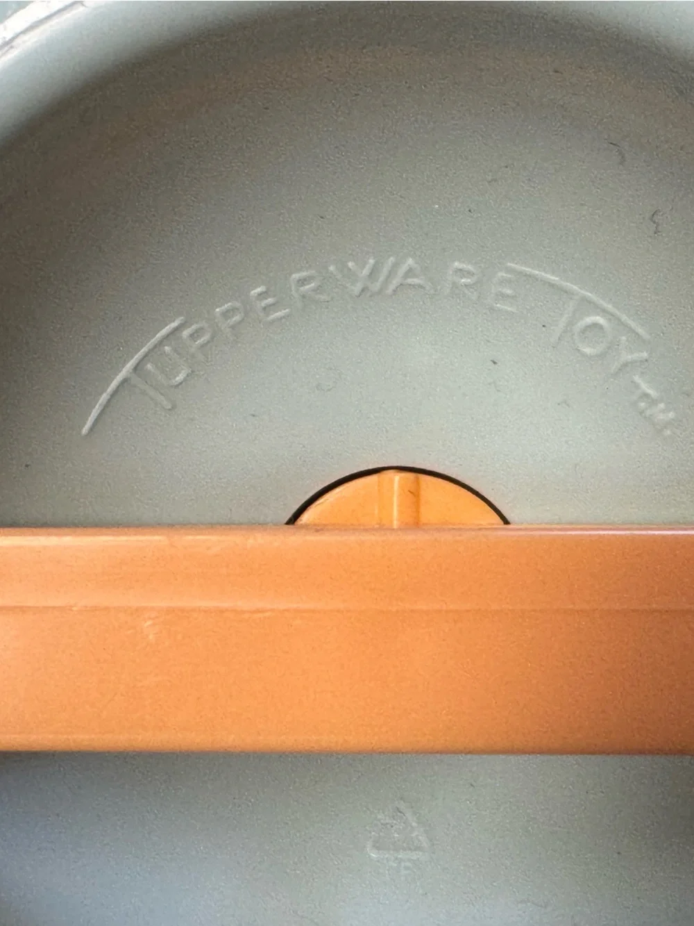 tupperware Shape O Toy Ball blue & peach